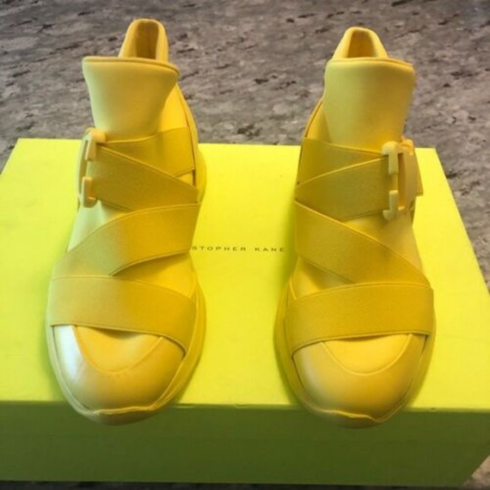 Christopher Kane Neoprene Buckled High Tops Solar Sun Yellow EU 40 MSRP $445 - Picture 5 of 14